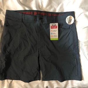 Men’s cargo shorts